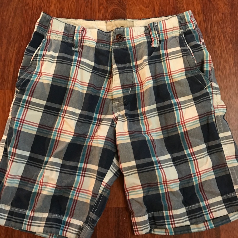 Hollister Men's size 30 Plaid Shorts